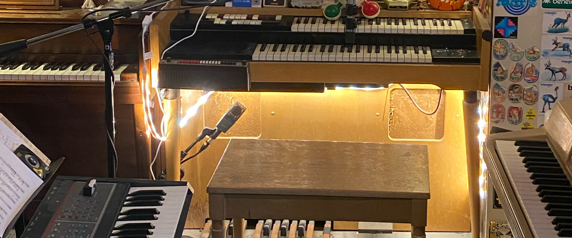 studio2keyboards2400x1000